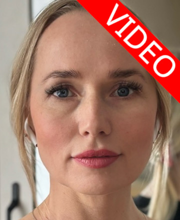 Анна Зуева